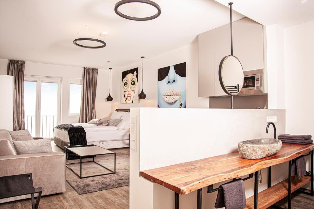 The Faces Berlin Apartment Exterior photo